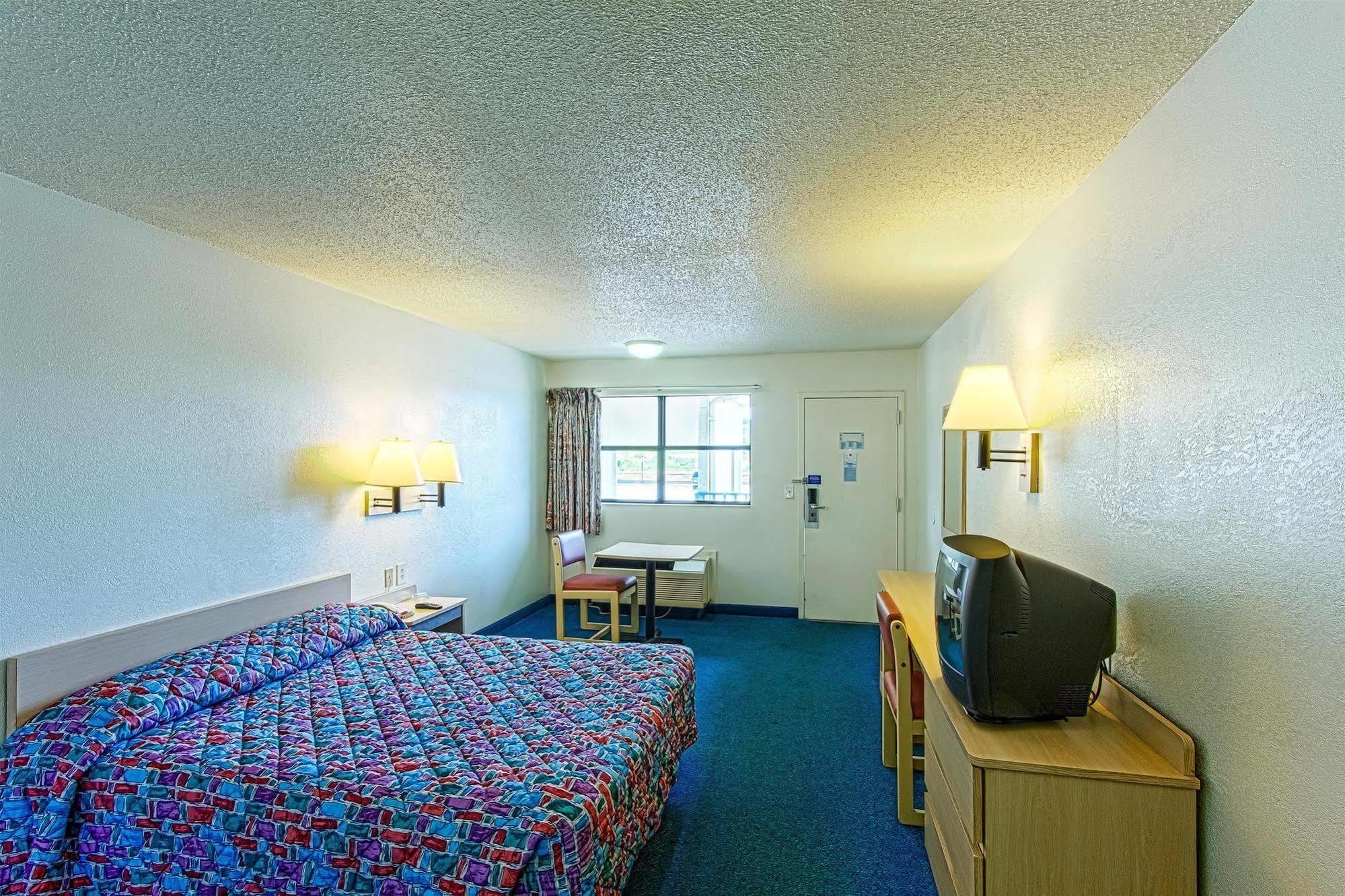 Motel 6 Chattanooga East ภายนอก รูปภาพ